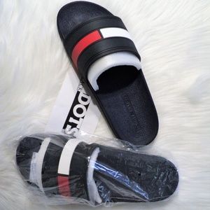 TOMMY HILFIGER ERNST SLIDES (New in the box)